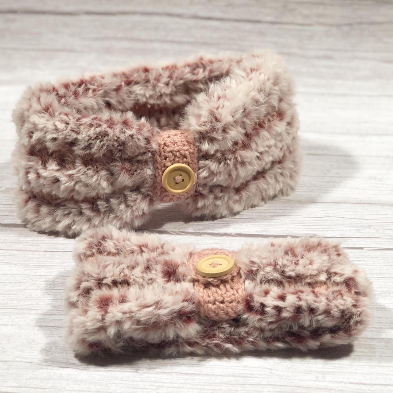 Crochet earwarmers (2 peaces) 2 in 1 (with or without button ring), Adult headband, Teen headband, Soft Fake Furr, Mom and Doughter set