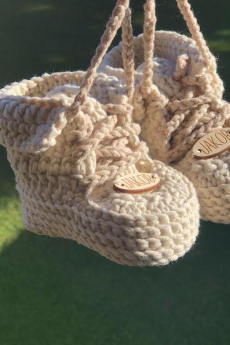 Merino Yarn 100%, Baby Personalised Booties, Sneakers, Baby Shower Gift, Newborn Gift, Baby Girl, Baby Boy, First Shoes With Name, Uniqe